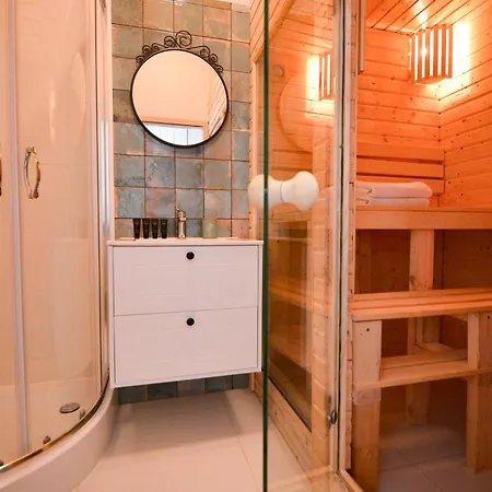 Citystay Srodmiescie Z Sauna * 格丁尼亚